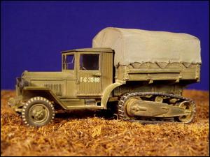 Полугусиничный грузовик Зис-42.